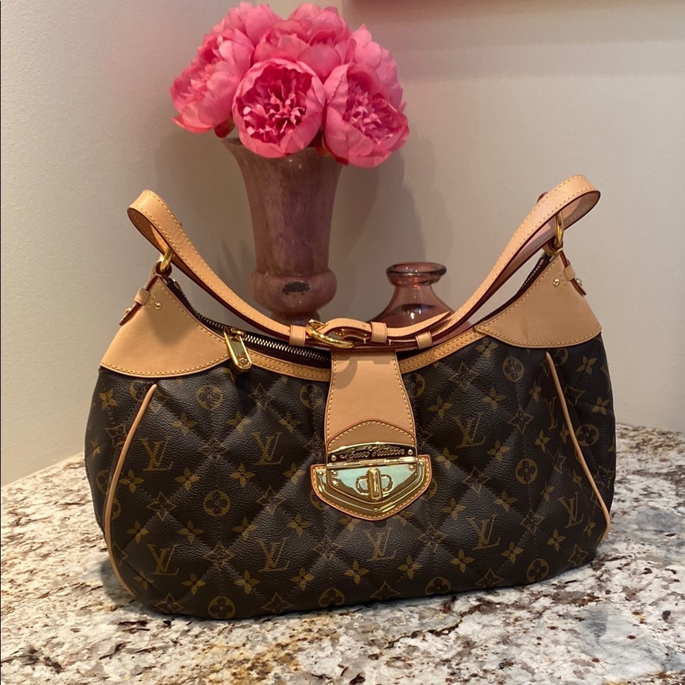 Authentic and LIKE NEW Louis Vuitton Brown Monogram Shoulder Bag. GORGEOUS!